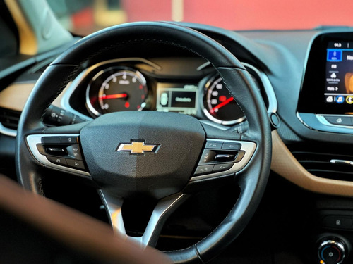 Chevrolet Onix Plus 10tat Pr2