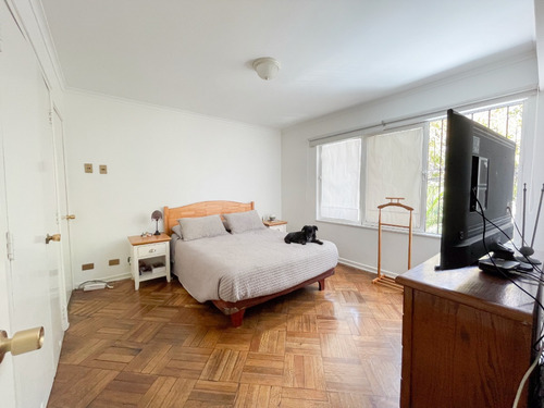 Departamento-casa Con Goce Exclusivo De Terreno En Ñuñoa