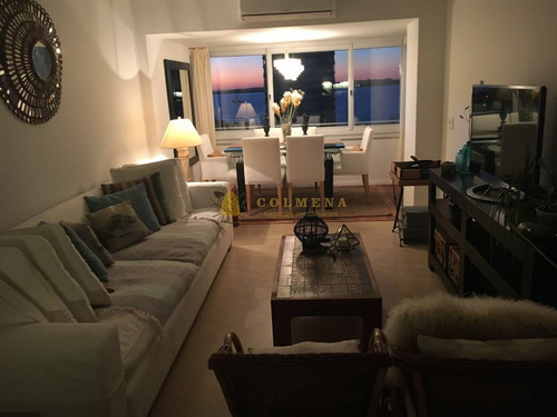 Apartamento Penthouse Frente Al Mar De Playa Brava - Ref: 2716