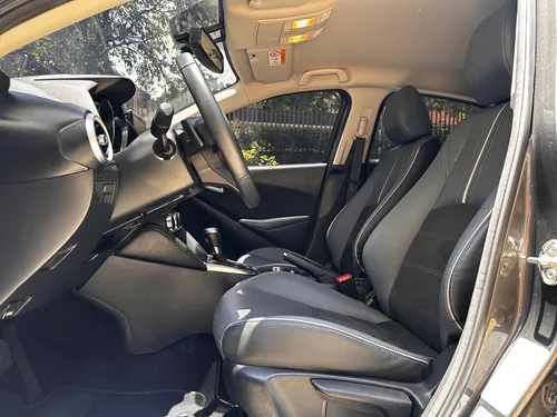 Mazda 2 1.5 Grand Touring Lx Sedan