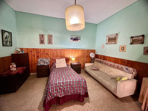 Venta/permuta Casa 5 Amb A Refac Caseros Centro