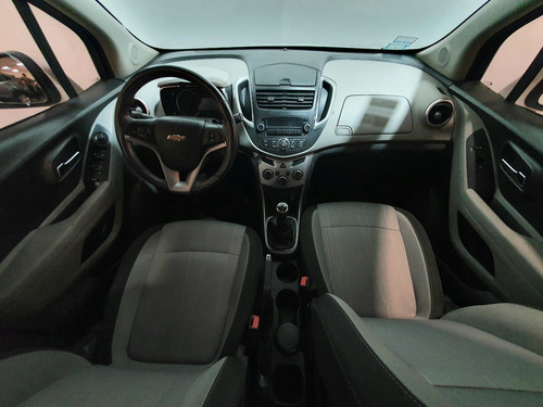 Imagen 11 de 18 de Chevrolet Tracker 1.8 Ltz Fwd Mt Usado Se Permuta