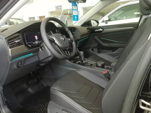 Volkswagen Vento 1.4 Highline 150cv At L