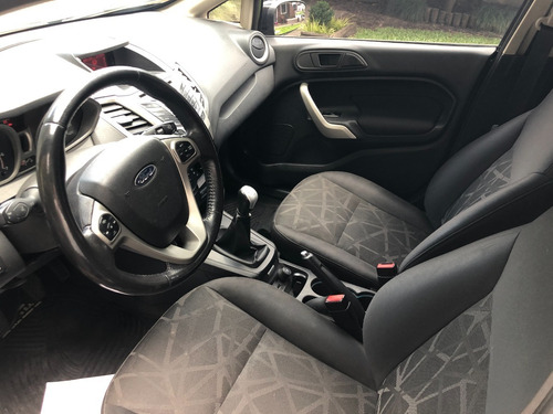 Ford Fiesta Kinetic Design 1.6 Design 120cv Titanium