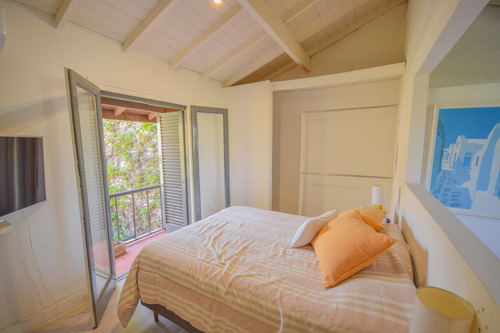 Excelente Propiedad En Venta, En Martínez! Local 2 Viviendas, Venta En Block!
