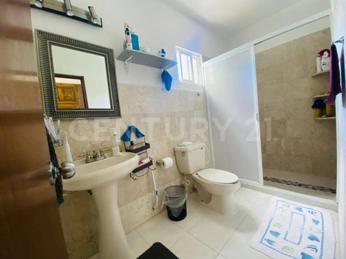 Imagen 19 de 21 de Amplia Casa Remodelada En Bahia Azul Con Alberca Grande C3159
