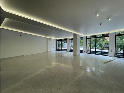 138 M2 Local En Arriendo En El Poblado