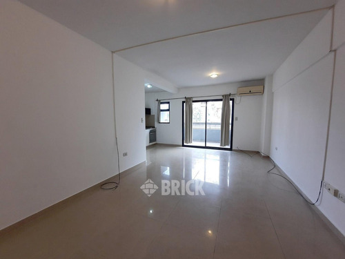 Gascon Y Av. Cordoba - Frente 38 M2 Impec Baulera Balcon Todo Sol