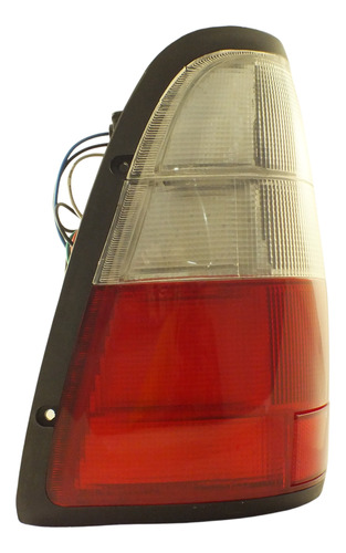 Farol Trasero Izquierdo Chevrolet Luv 2.2 99-2004