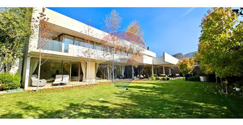 Mediterranea En Condominio Frente A Parque