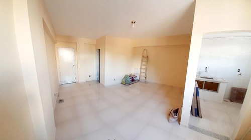 Kitnet Com 1 Dormitório À Venda, 38 M² Por R$ 170.000,00 - Cambuí - Campinas/sp - Kn0041