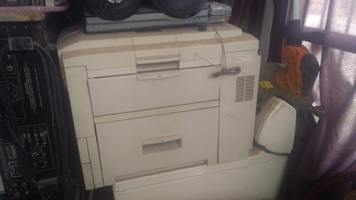 Impresora Xerox 7300 