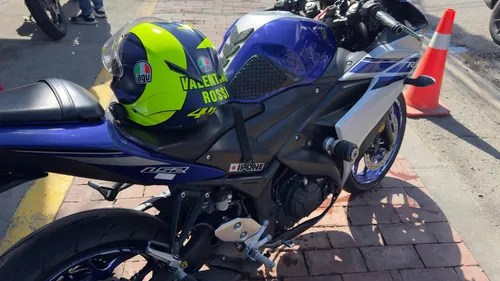 Yamaha R3 Azul Gris