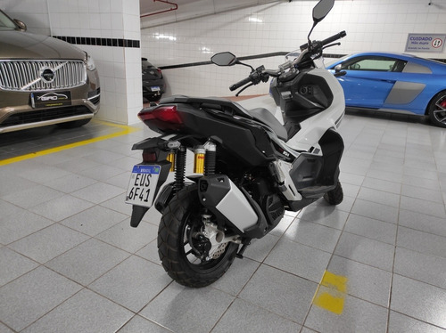 Imagem 5 de 9 de Honda Adv 150 Abs 2021 Branca 48km Documentada Cartao Em 18x