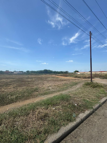 Se Vende Terreno En El Sector Redoma Los Pájaros
