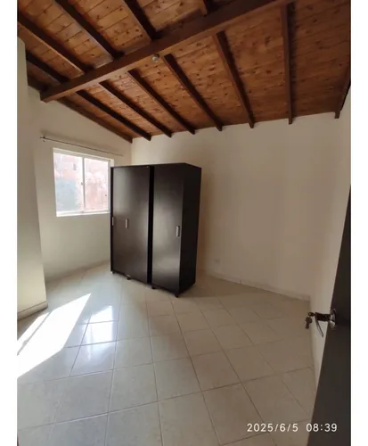 Casa Para Arriendo En Envigado - Las Flores