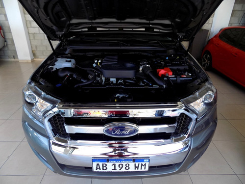 Ford Ranger Xlt Automatica 2017* 34000 Km*u-n-i-c-a-*permuto