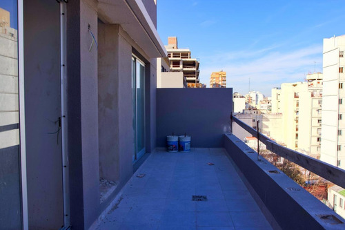 Imagen 17 de 30 de Departamento - Flores Norte Penthouse Con Terraza Y Pileta Propia
