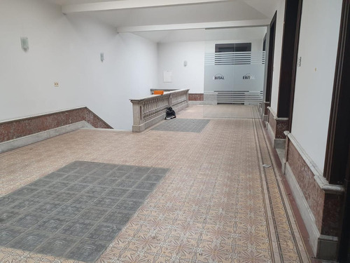 Imagen 10 de 30 de Edificio Entero En Piedras Esq Misiones