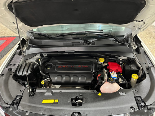 Jeep Compass 2.4 Sport At