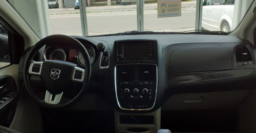 Imagen 12 de 15 de Dodge Grand Caravan 2018 3.6 Sxt At