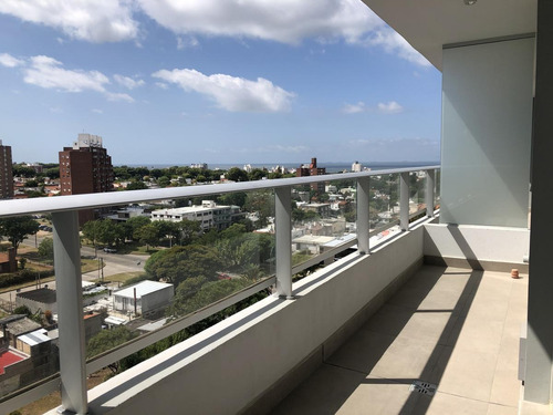 Imagen 8 de 20 de Departamento - Malvín-complejo Pilay - 1 Dorm Con Amplia Terraza Con Renta