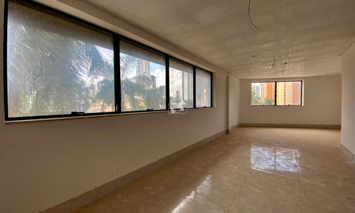 Imagem 6 de 7 de Sala Comercial No West Office - 1871