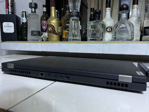 Estación De Trabajo Móvil Thinkpad P17, 17.3 Pulgadas Cor I7 Negro (Usado)
