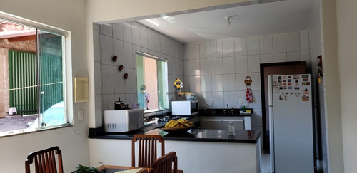 Casa - Paqueta - Ref: 4047 - V-4047