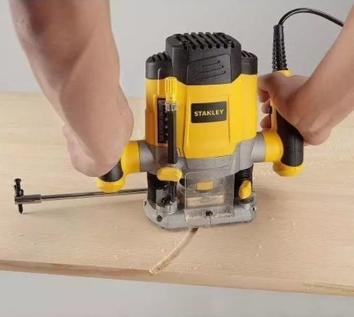 Router Stanley SRR1200 1200W 120V