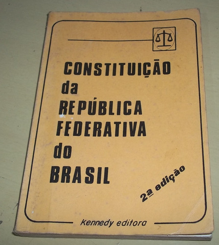 Livro Antigo Constituição Da República Do Brasil, 1975