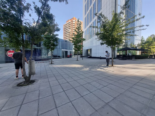 Local Comercial En Arriendo En Las Condes 148 M2