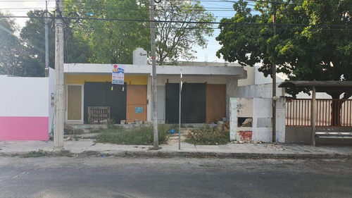 Local Comercial Sobre Correa Racho, Con Terreno Adicional Para Proyecto De Oficinas, 84m2