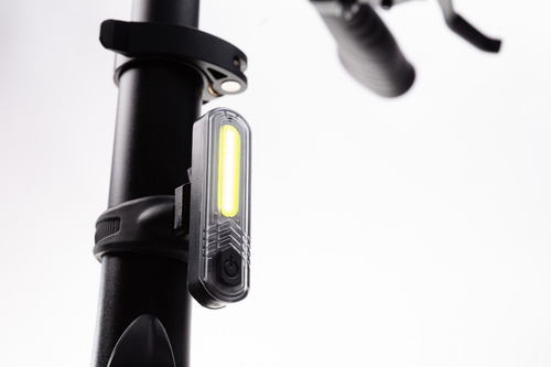Luz Usb Belmondo Moon Cob Delantera - Tienda Oficial