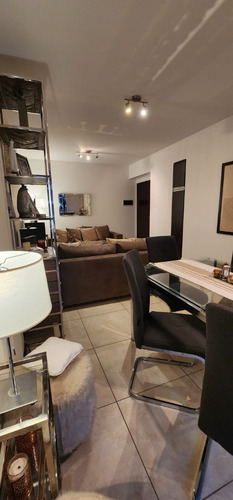Hermoso Departamento, Excelente Ubicacion A Media Cuadra De Av Libertador