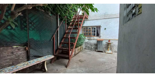 Venta Casa Multifamiliar 2 Casas + 3 Locales +2 Deptos