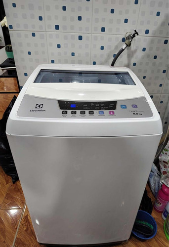 Lavadora Electrolux 8 Kg Con Panel Digital