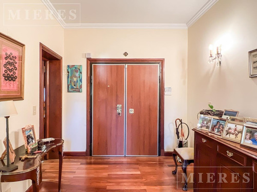 Imagen 2 de 20 de Casa En Venta En Una Planta En Acassuso, Vías A Libertador.