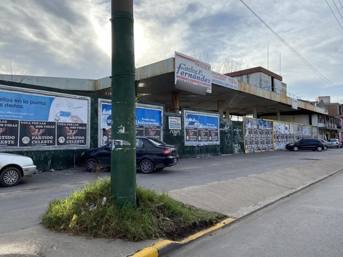 Imagen 6 de 19 de Estación De Servicio En Importante Esquina Con 98m En Ituzaingó