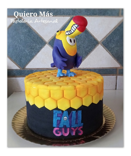 Imagen 5 de 10 de Torta De Cumpleaños Decorada 1/2 Kilo - 6 Porciones