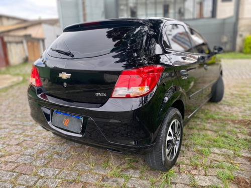 Chevrolet Onix 1.0 Ls 5p
