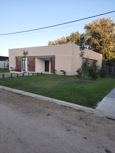 Imagen 3 de 10 de Mano De Obra Us 200 Xmtrocuadrado