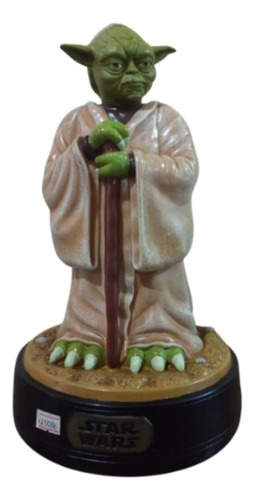 Cofre Boneco Mestre Yoda Star Wars Colecionador 30cm