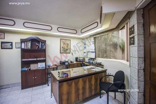 Imagen 15 de 25 de Casa En Venta En Santa Rita, Zapopan
