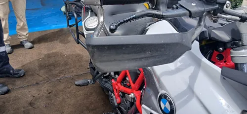 Bmw F 7oogs Premium 3 Modos De Manejo, 3 Ajustes De Suspenc