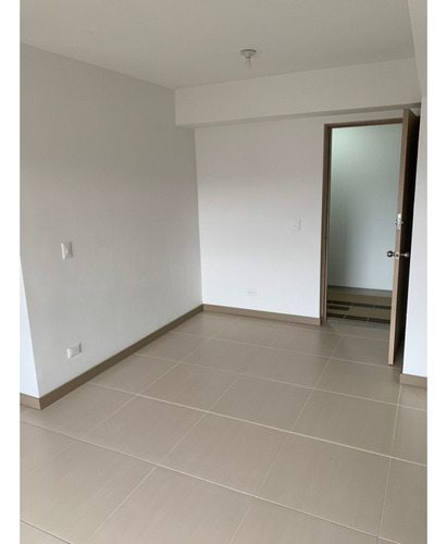 Apartamento Para La Venta En La Estrella Sector Suramerica