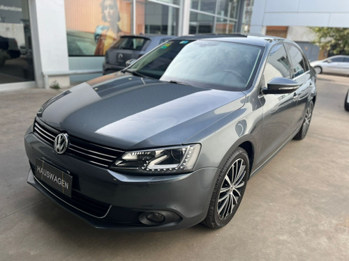 Volkswagen Vento 2.0 Sportline Tsi 200cv