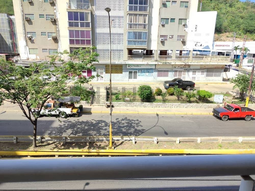 Imagen 7 de 8 de Local En Puerto La Cruz. Centro Comercial Beg Center