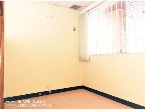 Imagen 1 de 9 de Oficinas En Venta Barrio Colombia 1074-484
