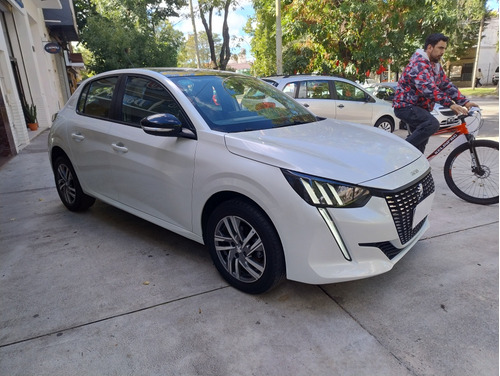 Peugeot 208 1.6 Feline Tiptronic